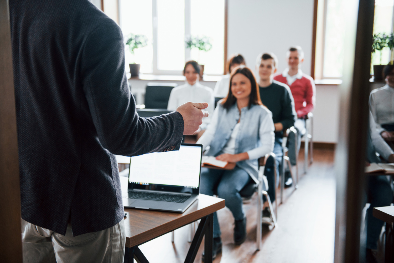 cheerful-mood-group-people-business-conference-modern-classroom-daytime