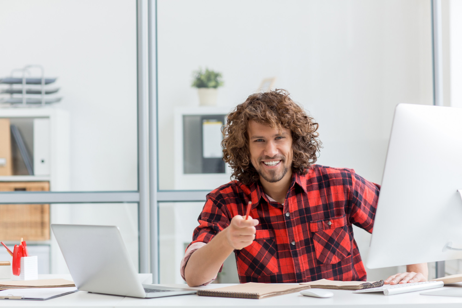 informatico OPERATORE INFORMATICO DI RISORSE WEB