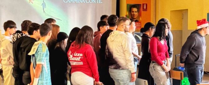 Alzarsi per fare la differenza: auguri degli allievi del Ciofs Vercelli